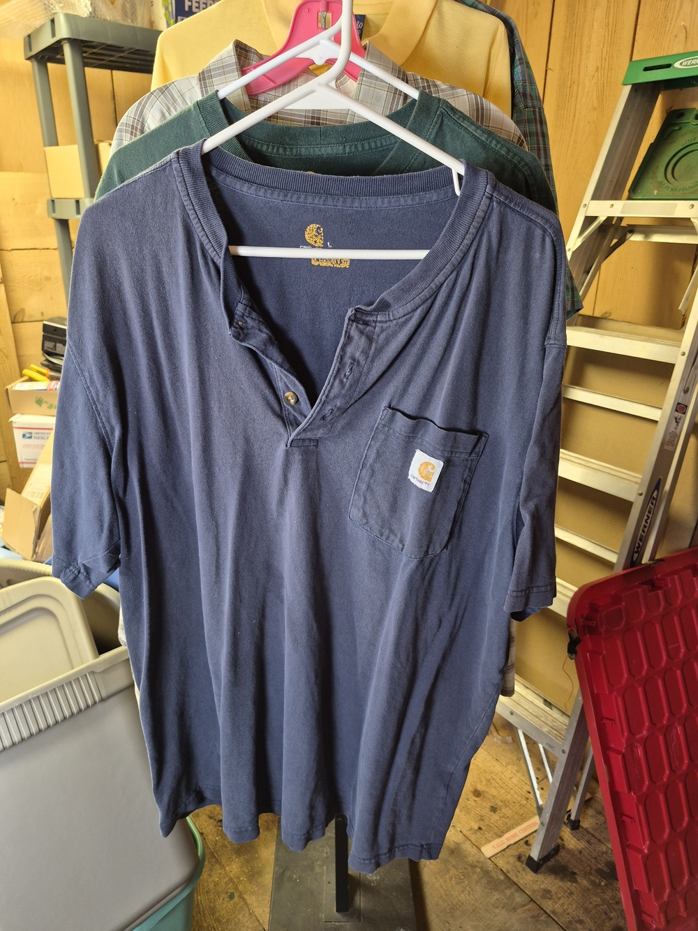 Carhartt Men's Navy Short-Sleeve Henley with Pocket Bin 60